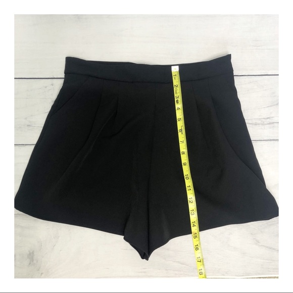 Topshop Cherry High Waist Pleated Shorts - Picture 8 of 10